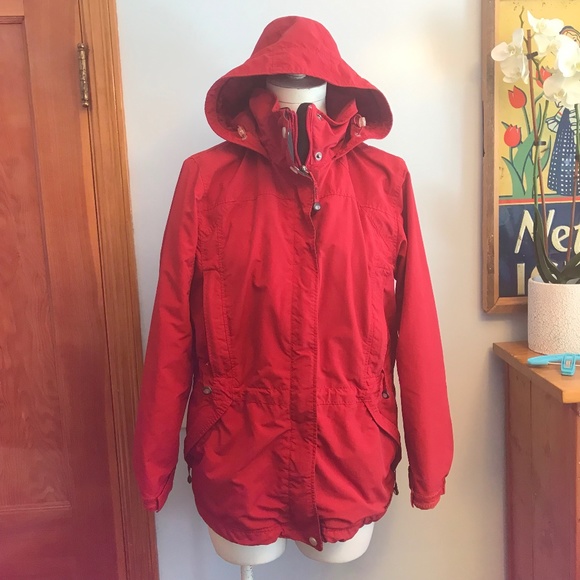 L.L. Bean 100% nylon lightweight red jacket coat - Picture 13 of 14